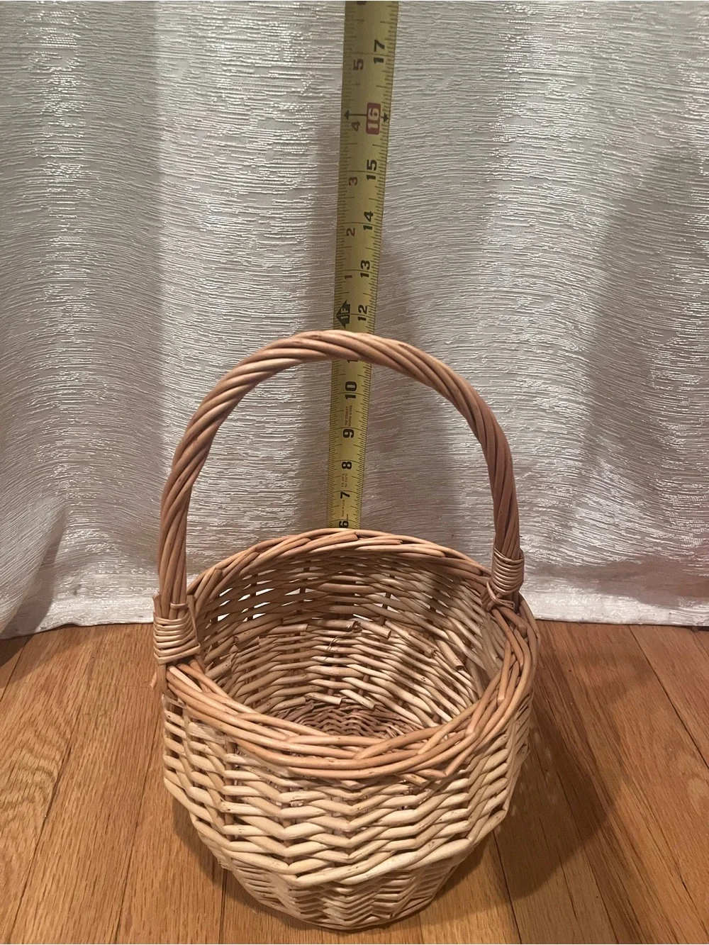 Vintage Wicker Market Basket Round Handwoven Rattan Boho Farmhouse Decor Handle!